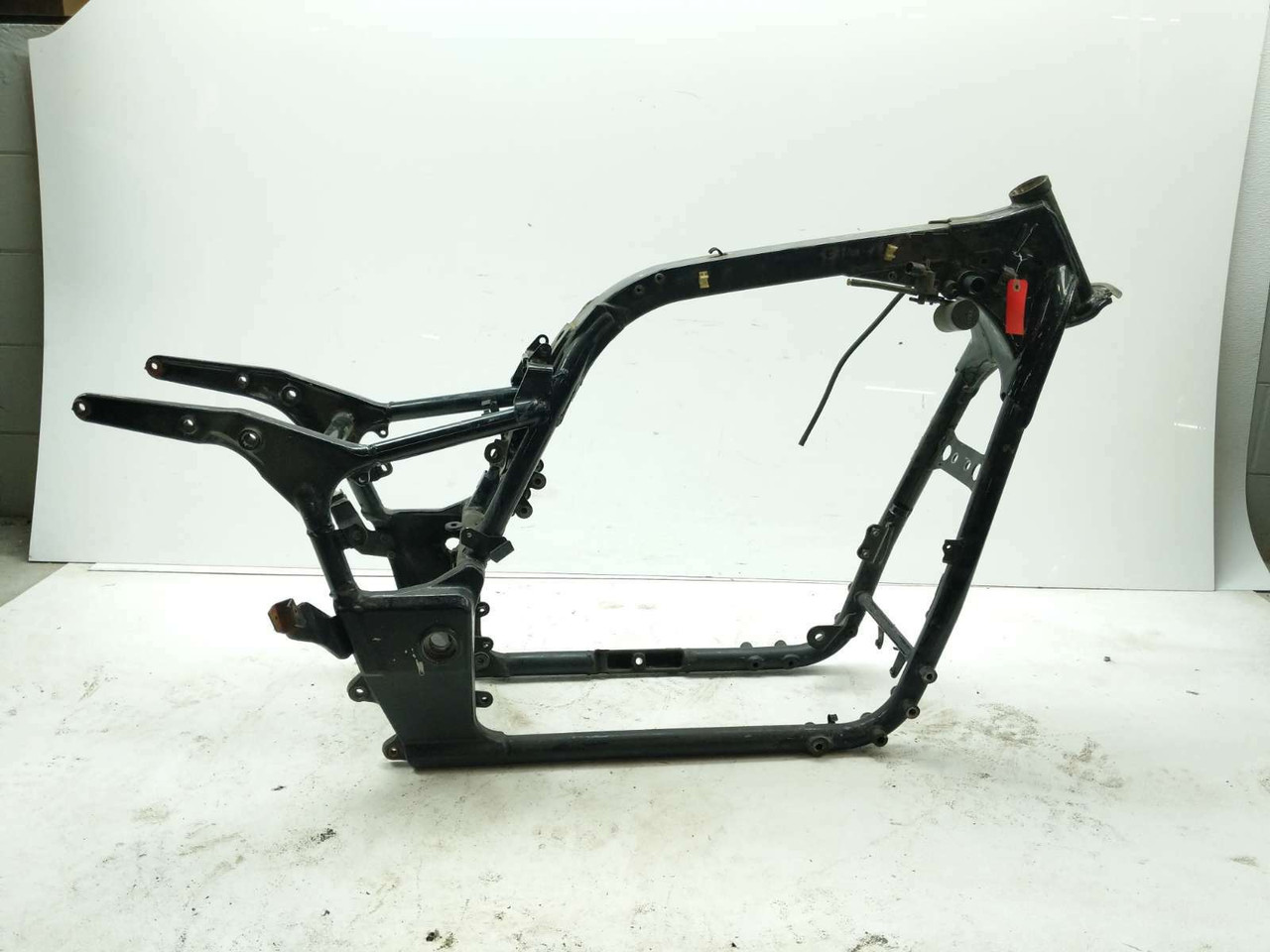 03 Honda VTX 1800 Main Frame STRAIGHT CLN 1HFSC49076A107142 - Sun