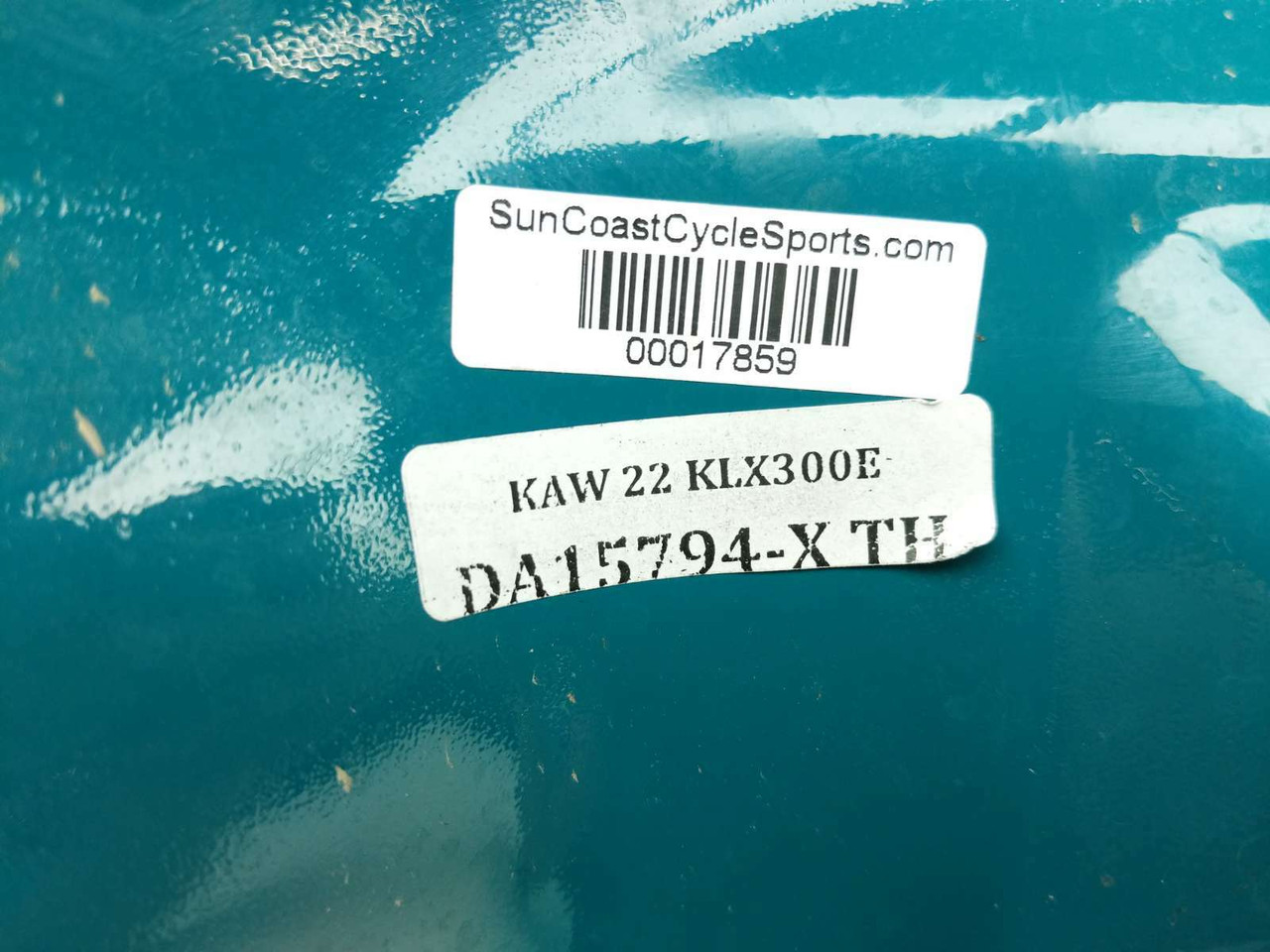 21 22 Kawasaki KLX 300 SM Gas Fuel Tank Petrol Reservoir - Sun