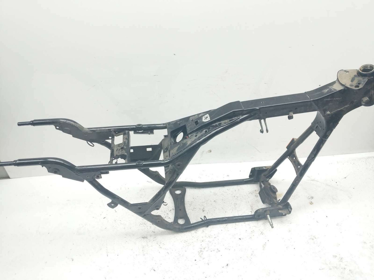 07 Harley Davidson FLHRCI Road King Classic Main Frame STRAIGHT