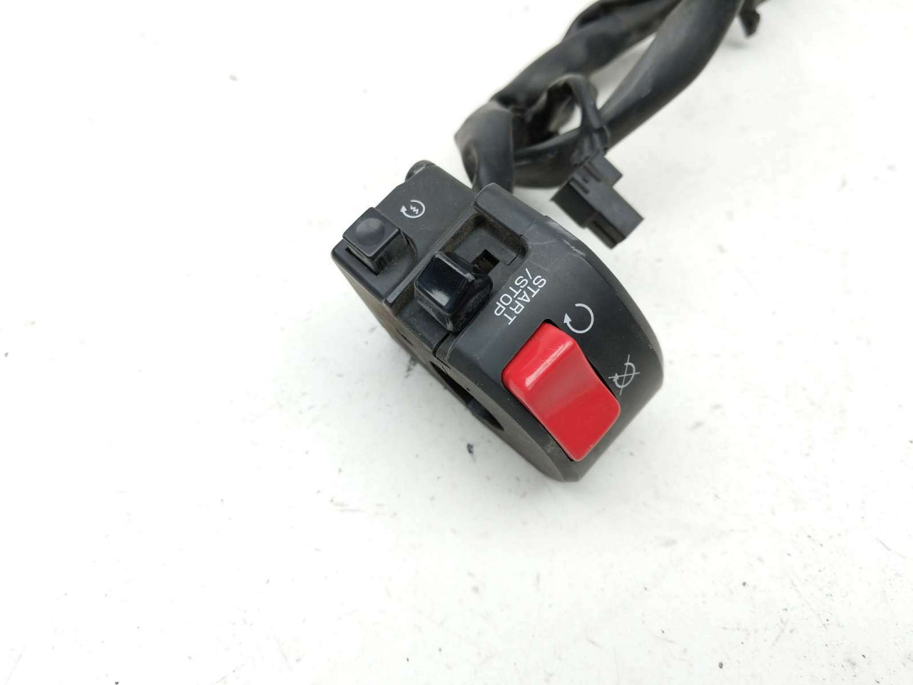 07 08 Kawasaki Ninja ZX6R ZX600 Right Control Start Stop Switch