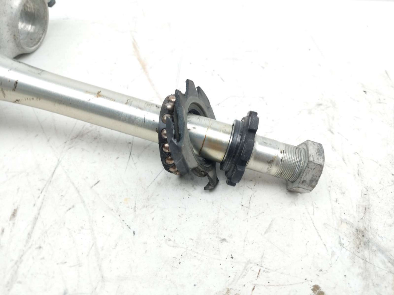 杵 07 08 Kawasaki Ninja ZX600 ZX6R Bottom Lower Triple Steering Tree