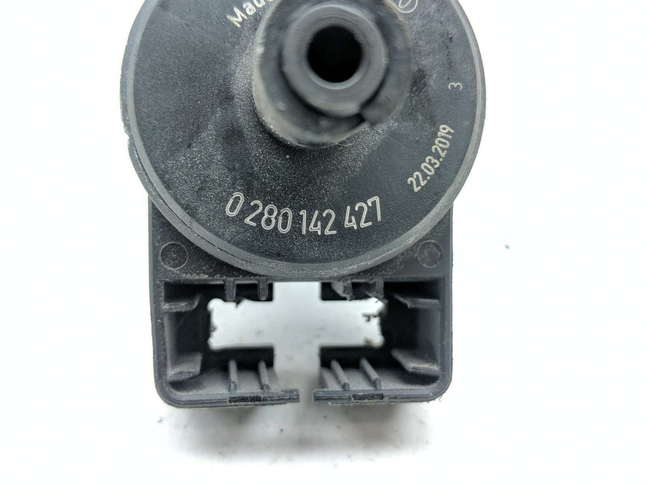 R。 19 20 KTM Adventure 790 Gas Fuel Tank Breather Valve Sensor