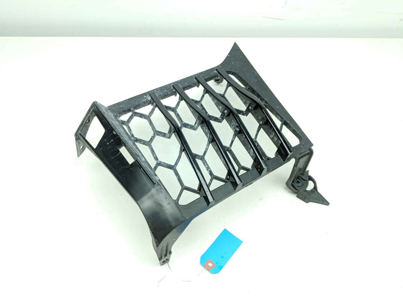 16 Can Am Spyder F3-T Roadster SE6 Front Right Grill Panel Cover
