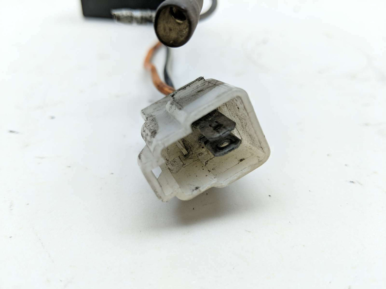 ウルトラサン 86 Suzuki Cavalcade GV 1400 Condenser Relay Unit (A) 33552