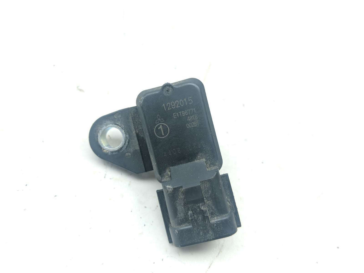 Bob ② ① ③ 15 Triumph Thruxton 900 Mass Air Sensor MAP MAF B - Sun Coast