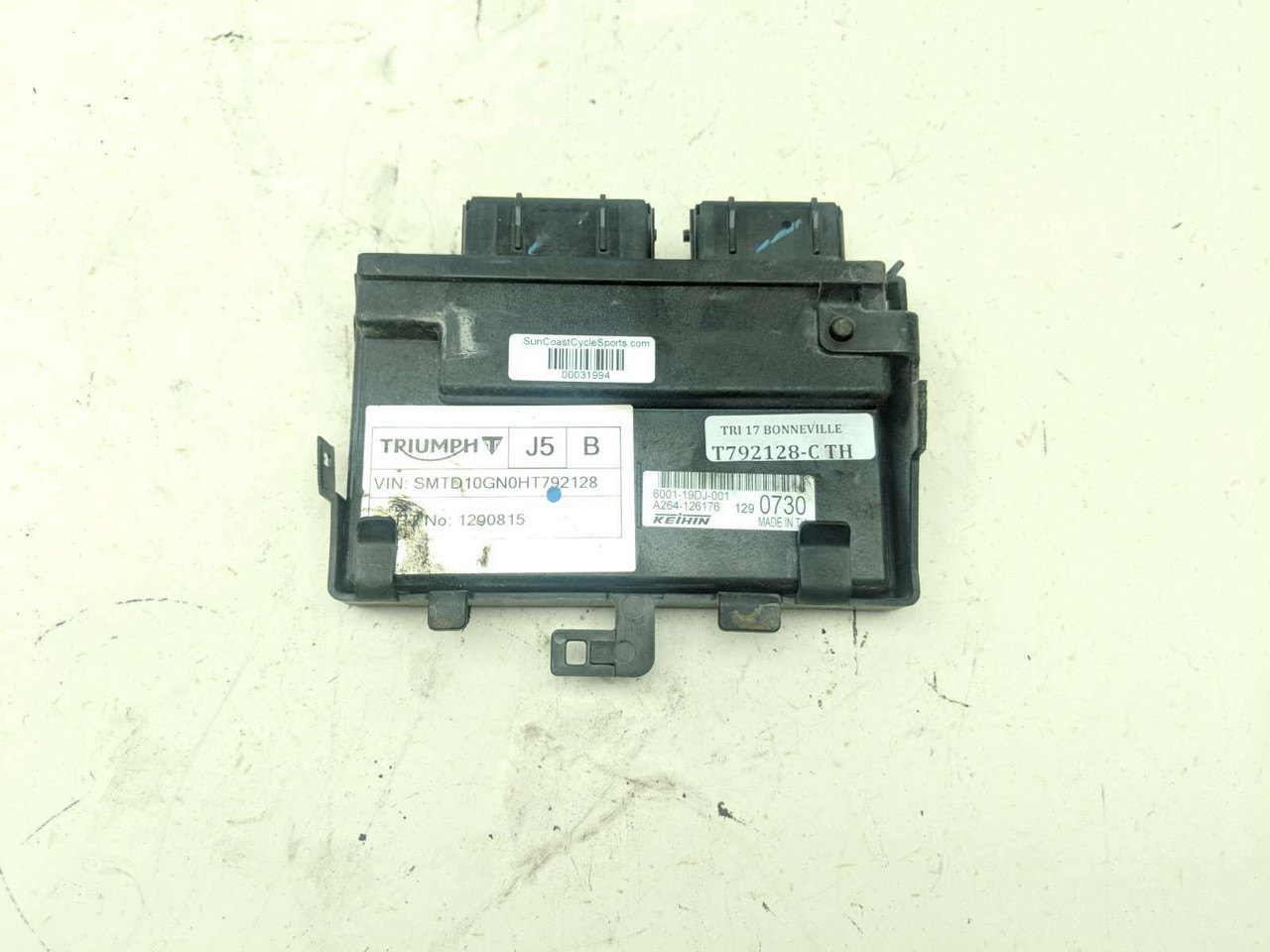 17 Triumph Bonneville T100 Computer CDI ECU ECM Box 1290815 - Sun