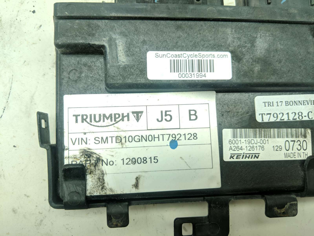 17 Triumph Bonneville T100 Computer CDI ECU ECM Box 1290815 - Sun