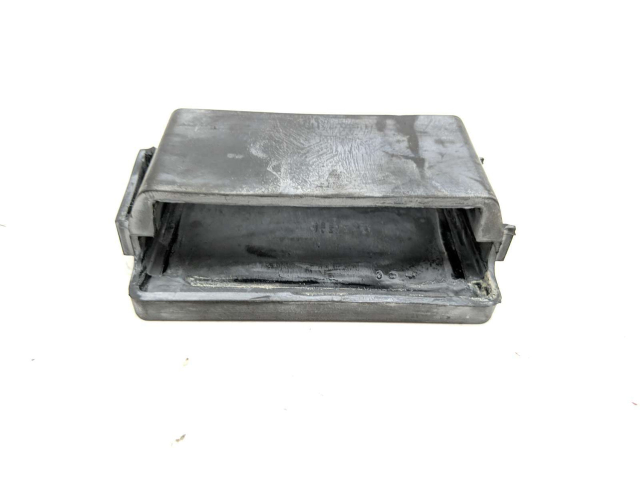 05 06 Kawasaki ZX 6 ZX636 Fuse Relay Junction Box Rubber Mount