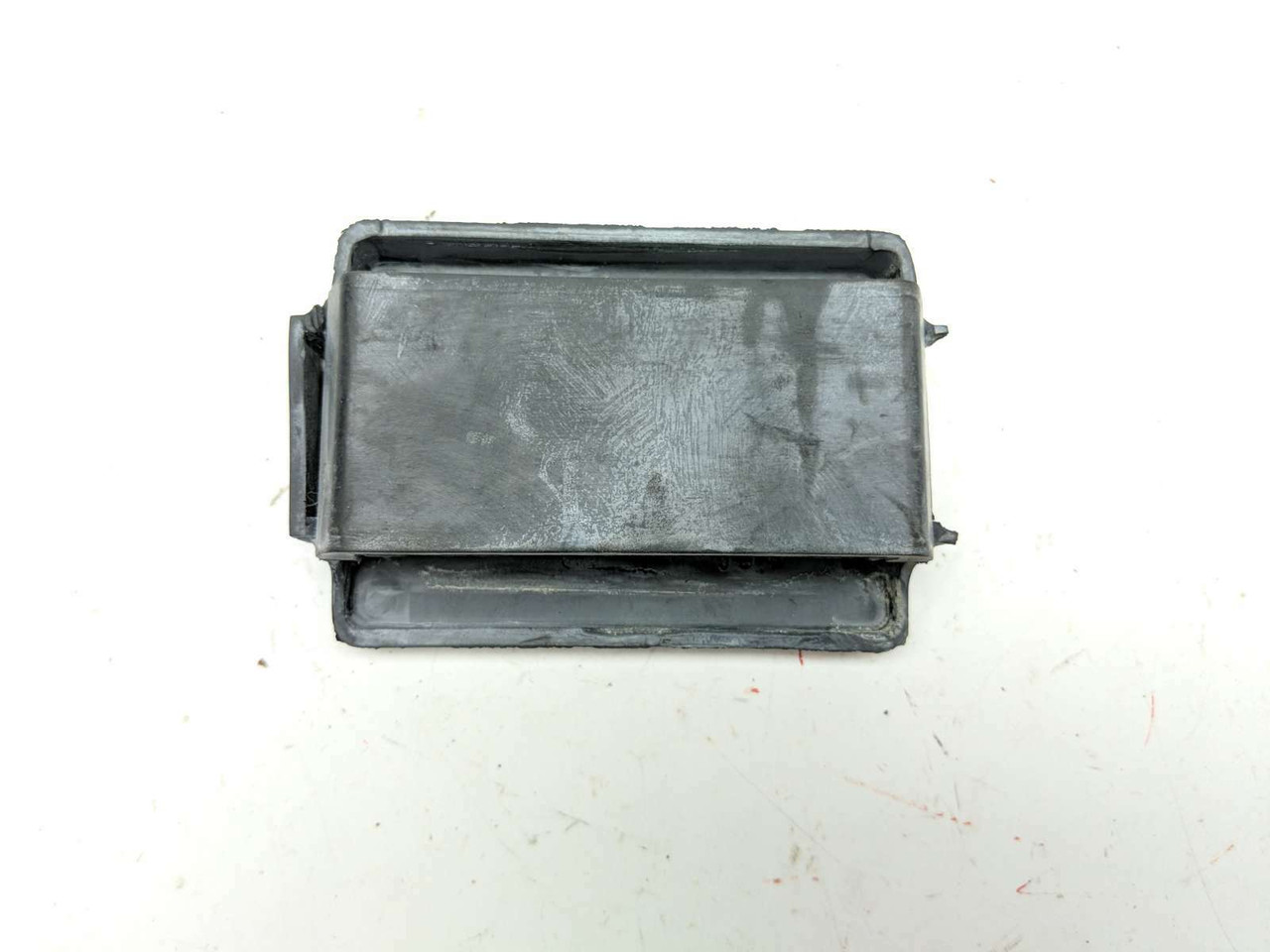 05 06 Kawasaki ZX 6 ZX636 Fuse Relay Junction Box Rubber Mount