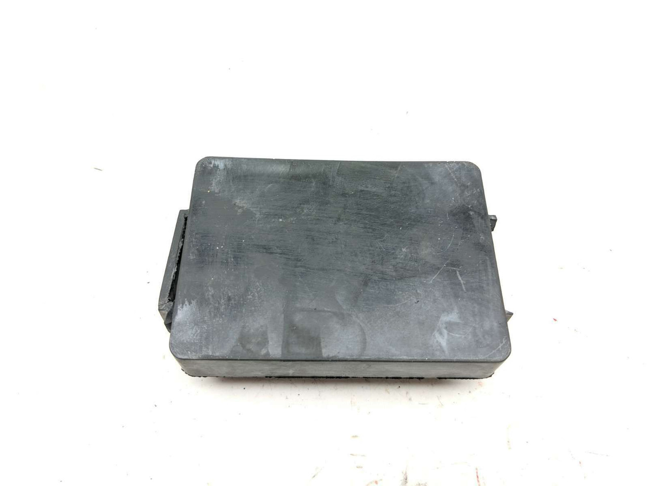 05 06 Kawasaki ZX 6 ZX636 Fuse Relay Junction Box Rubber Mount