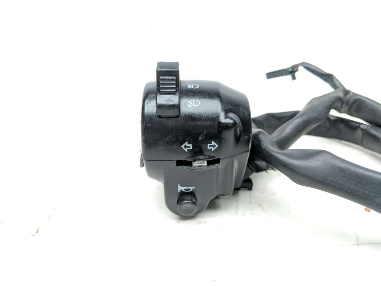 19 Kawasaki EJ800 W800 Cafe Racer Left Handle Bar Control Switch