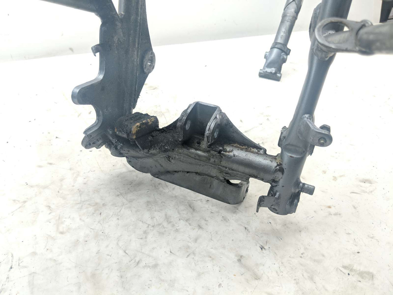 05 Suzuki DR 200 SE Main Frame Chassis STRAIGHT CLN - Sun Coast