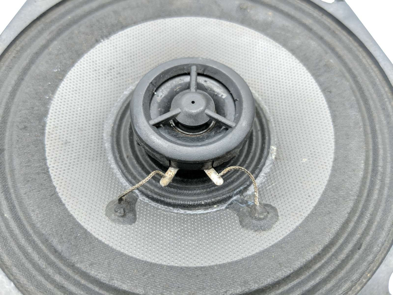 12 Victory Cross Country Tour Speaker 4012273 (C) - Sun Coast