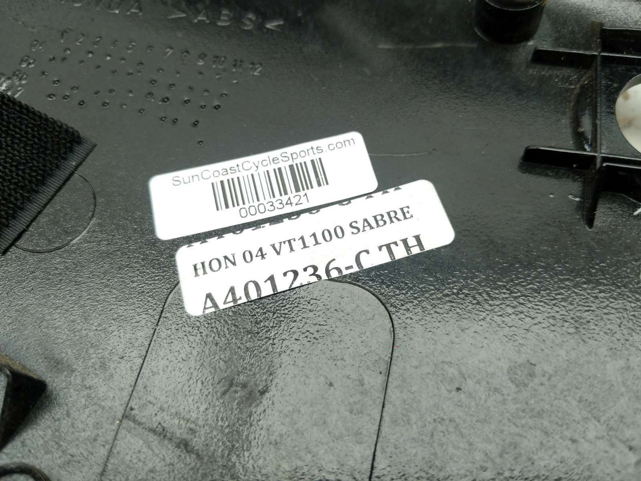 04 Honda Shadow Sabre VT1100 Right Side Cover Lower Seat Panel