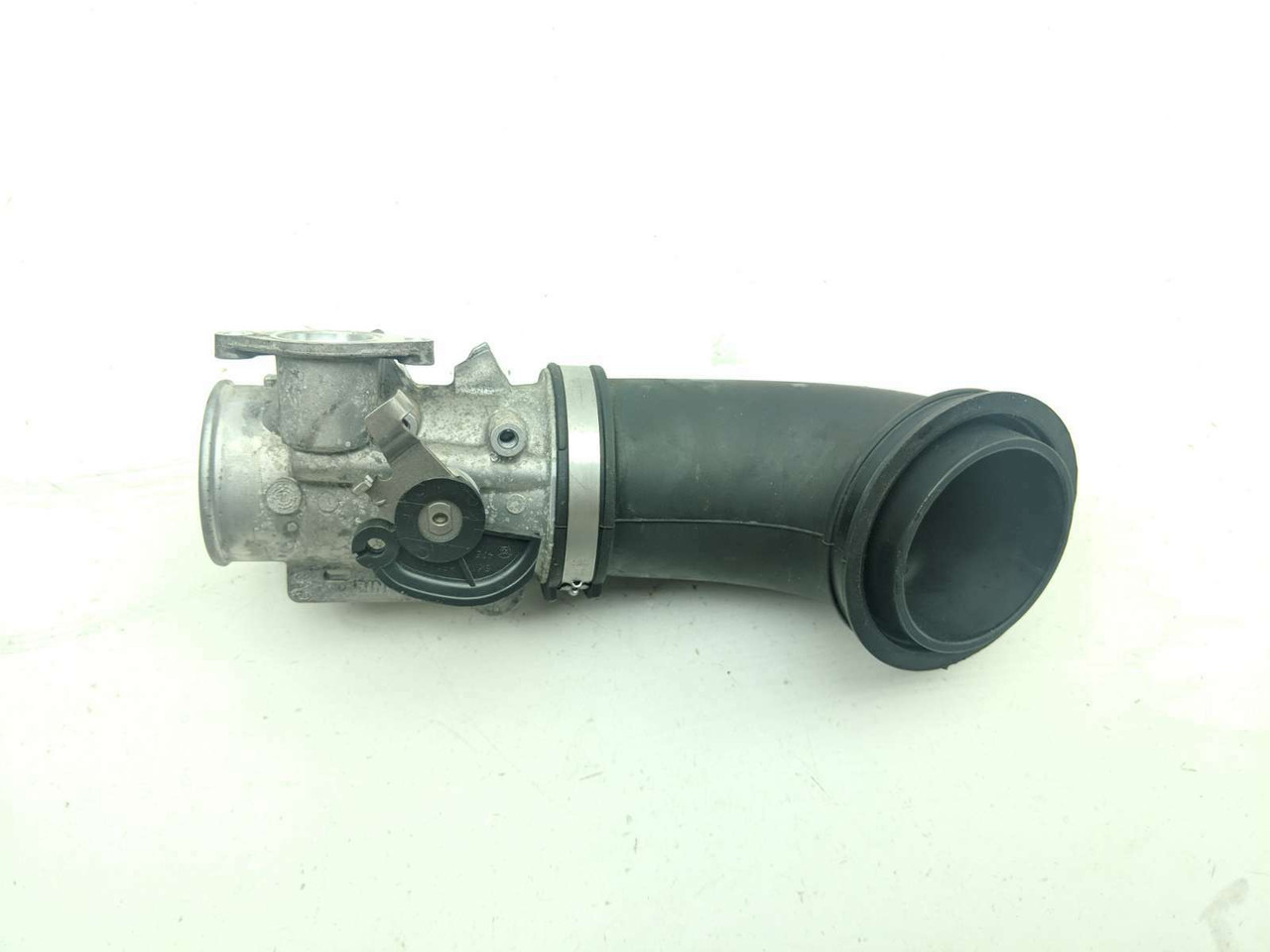 12 BMW R 1200 RT Right Air Intake Suction Pipe 13717712622 - Sun