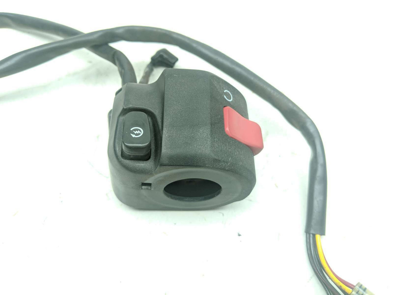 初代Switch 16 Kawasaki Z800 Right Control Start Stop Switch - Sun Coast Cycle