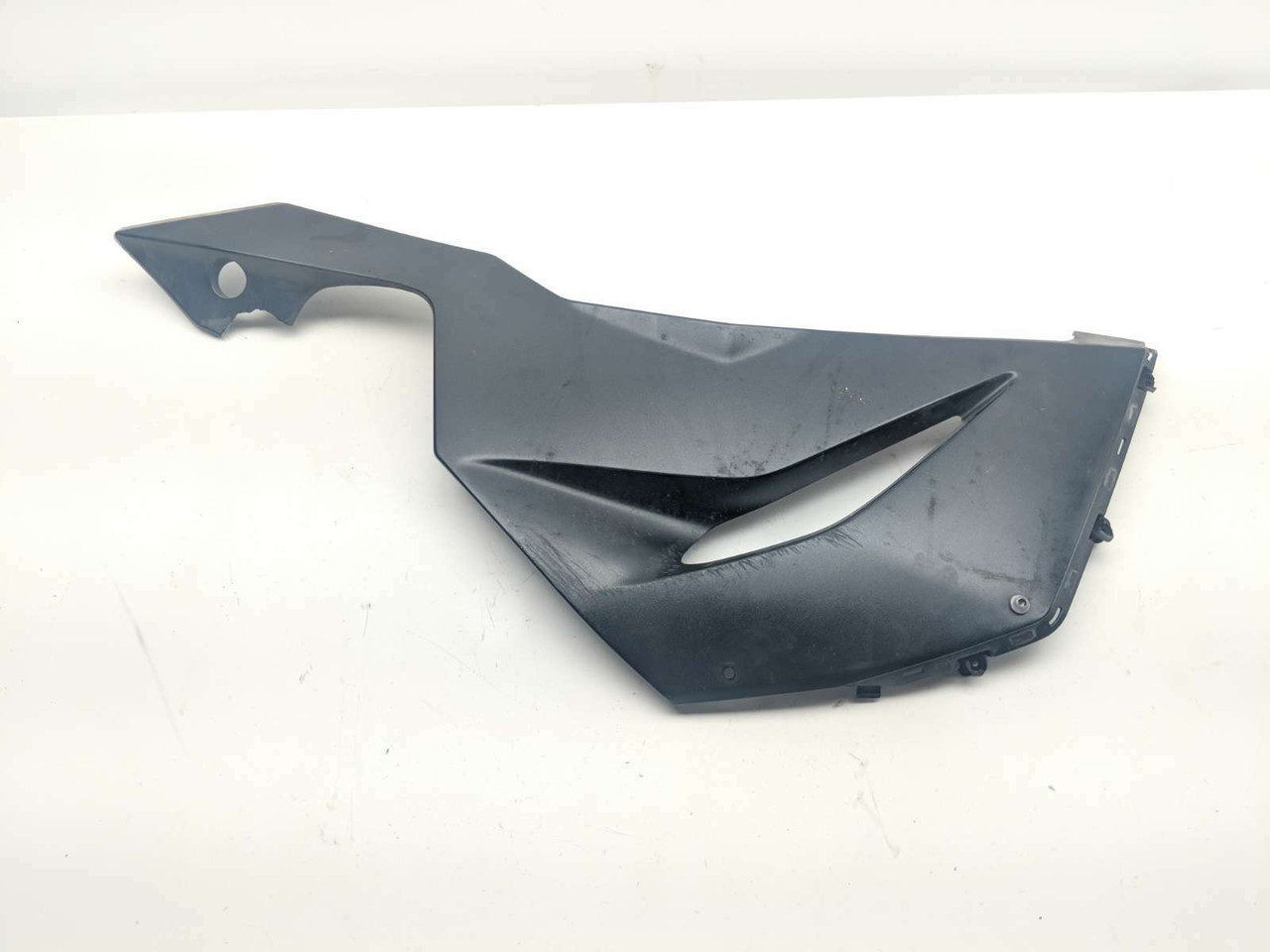 20 Kawasaki Ninja ZX6R ZX636K Left Lower Cover Panel 55028-0450