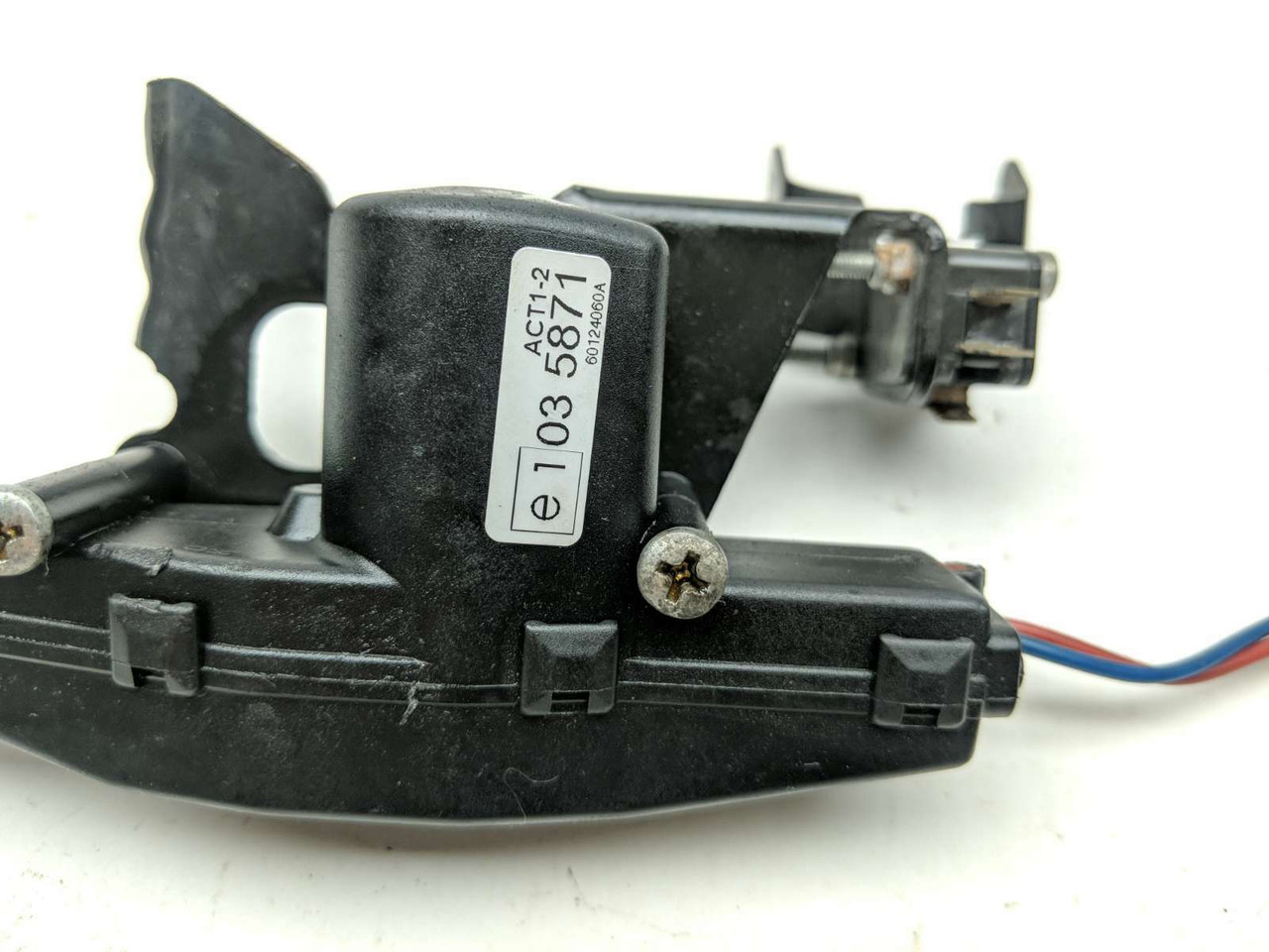 13 Can Am Spyder Roadster RT Limited Storage Lock Release Actuator