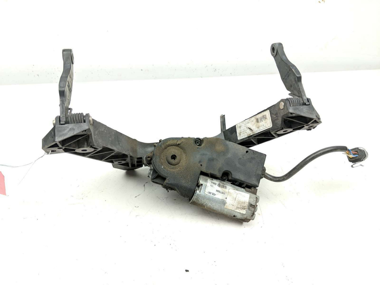 15 BMW K1600 GTL Windshield Adjustment Cover Panel Assembly
