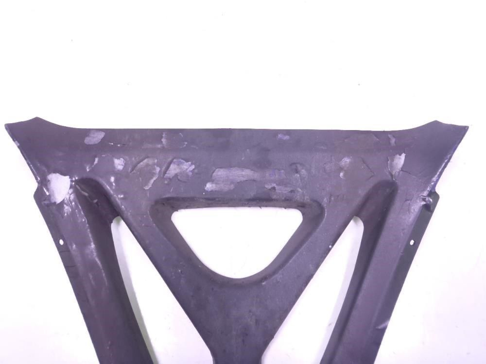 その他 R1 sb697275-00-01-yamaha-r1-lower