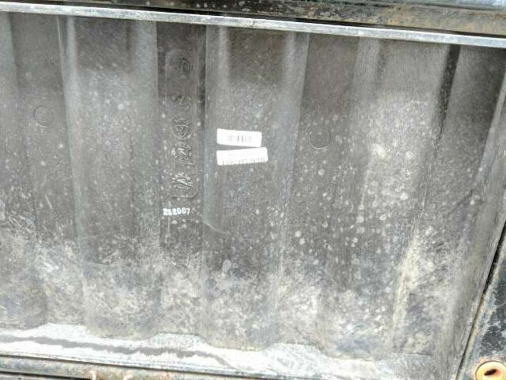 【＊＊】 TT-01 Advanta SVT-01 Performance P225/55R18 97H Passenger Tire