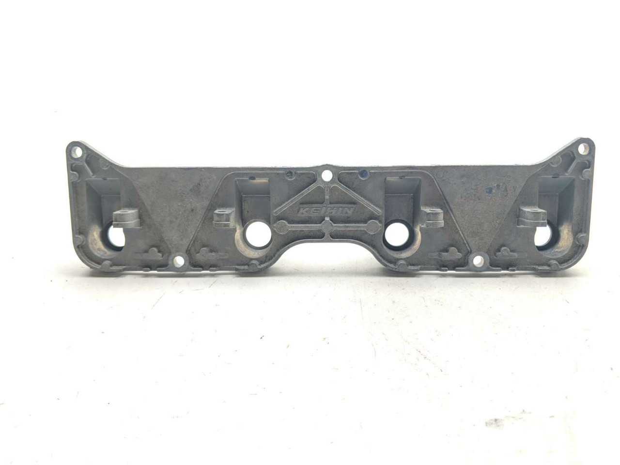 08 Kawasaki Ninja ZX10R ZX10 Fuel Injector Rail Mount Bracket