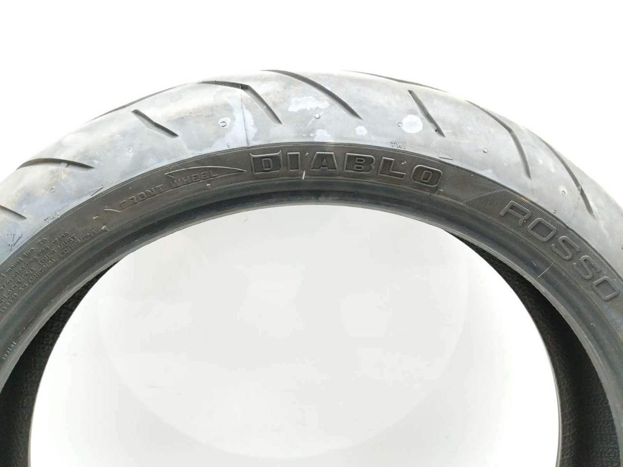 08 Kawasaki Ninja ZX10R ZX10 Front Tire DIABLO ROSSO 120/70-17