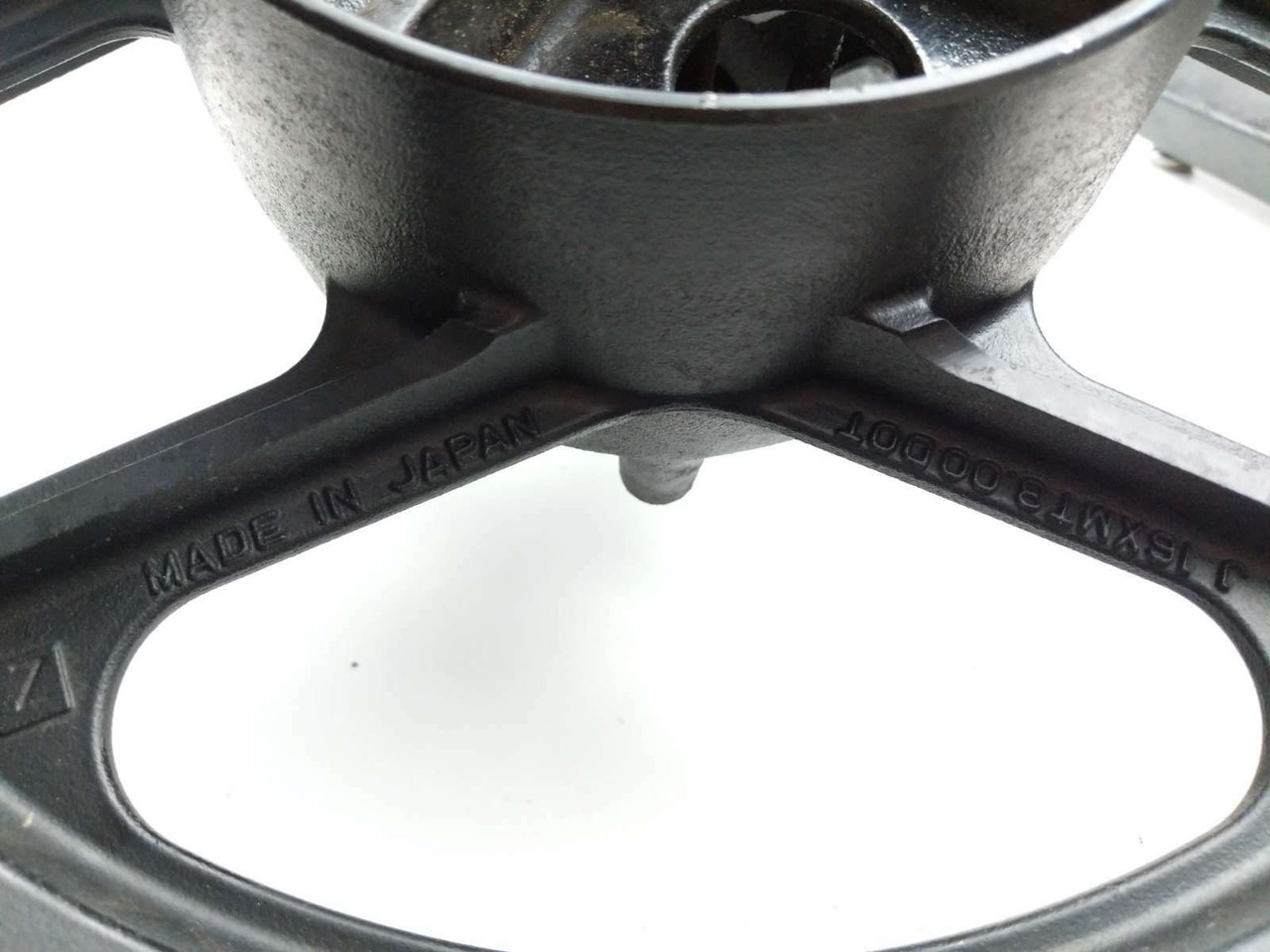 85 Kawasaki Ninja ZX600 Rear Wheel Rim STRAIGHT 16 X 3.00 - Sun