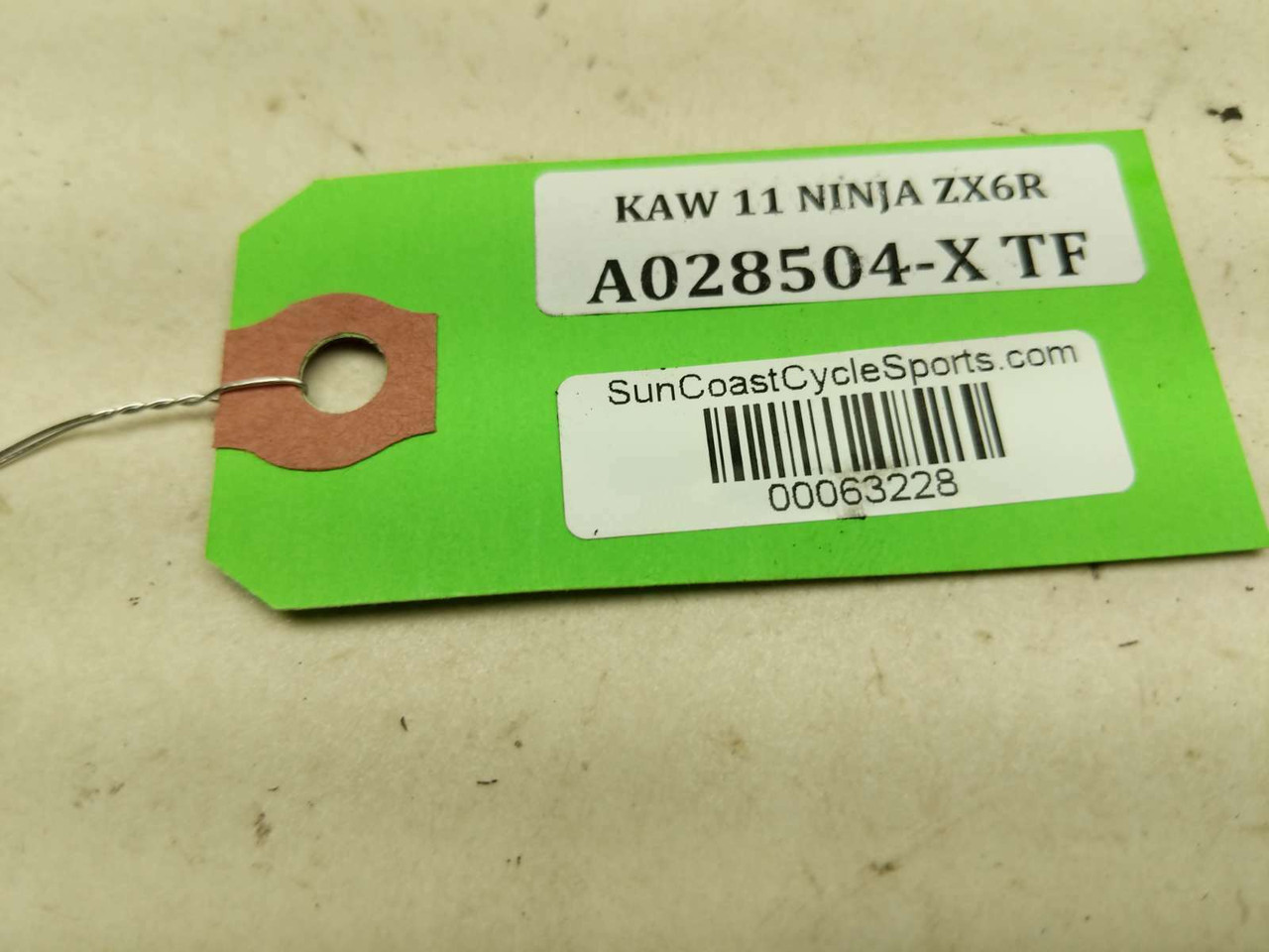 11 Kawasaki ZX6R Ninja Secondary Fuel Injector Mount Bracket - Sun