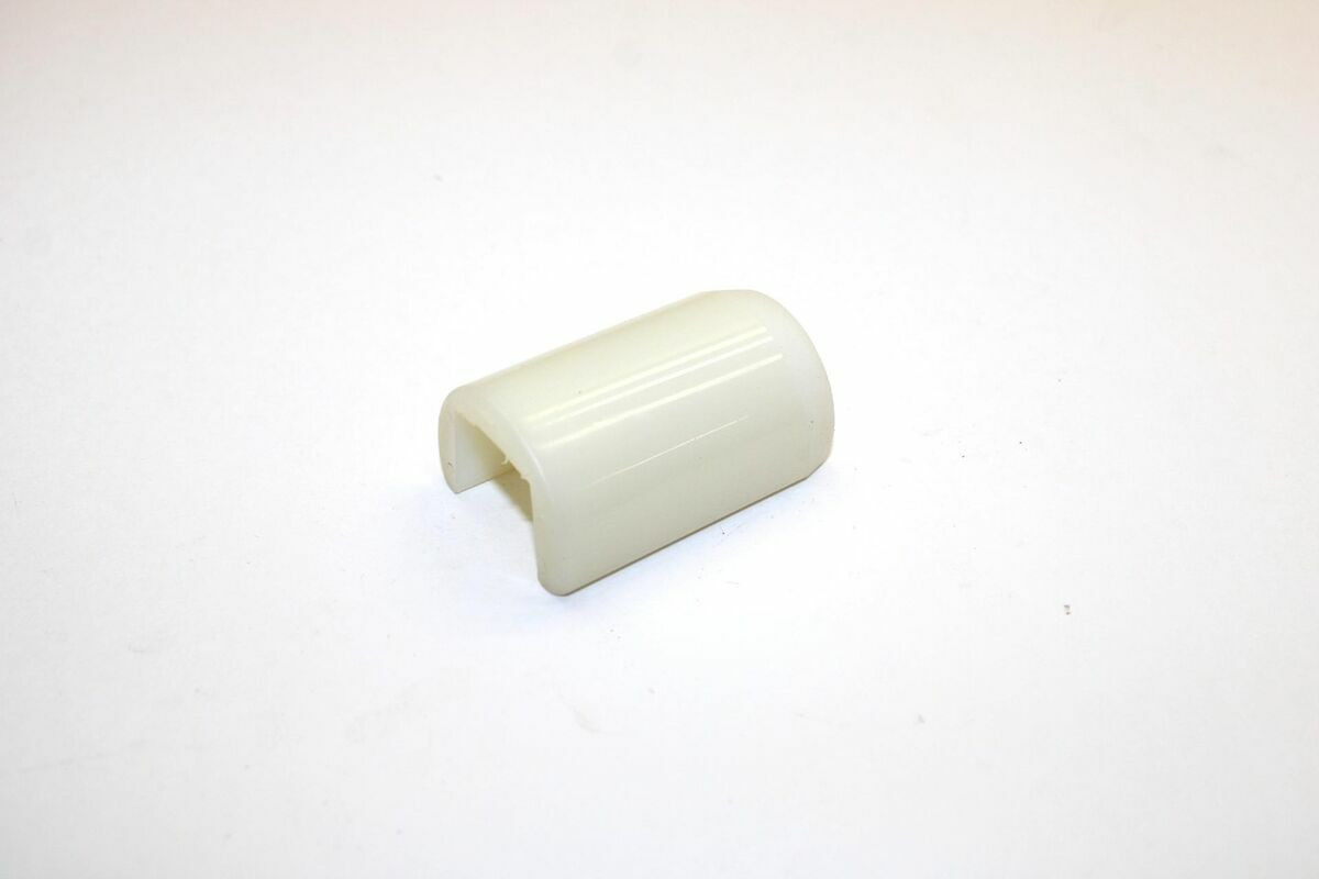 n 1976-1985 Yamaha Snowmobile Primary Sheave Slider NOS 8F2-17653-00