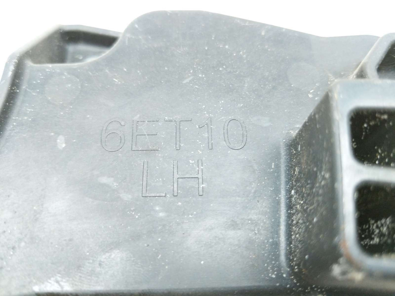 18 Yamaha Waverunner FX Cruiser HO Right Reverse Gate Bracket