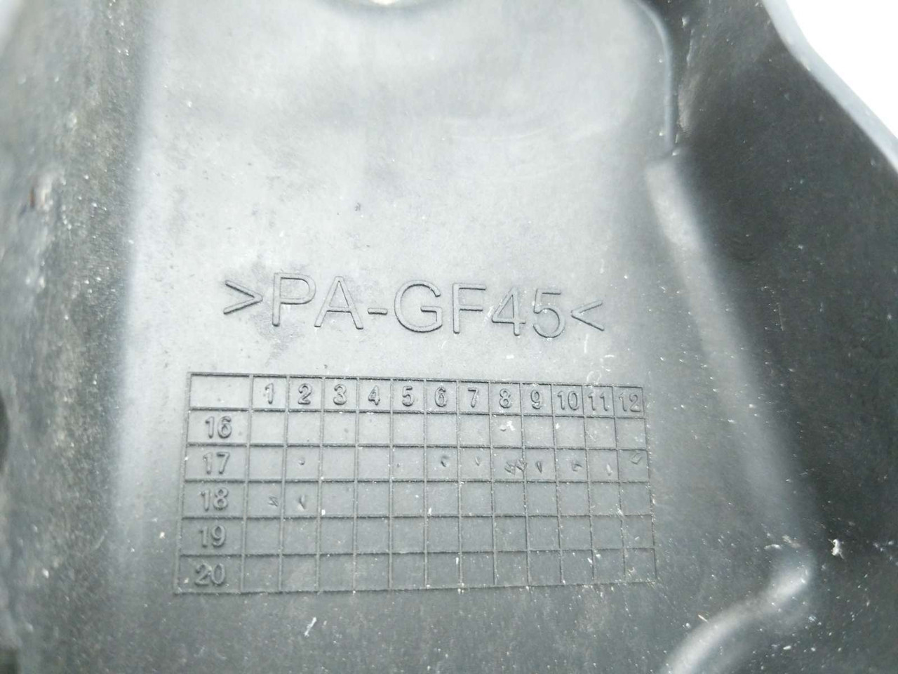 18 Yamaha Waverunner FX Cruiser HO Right Reverse Gate Bracket