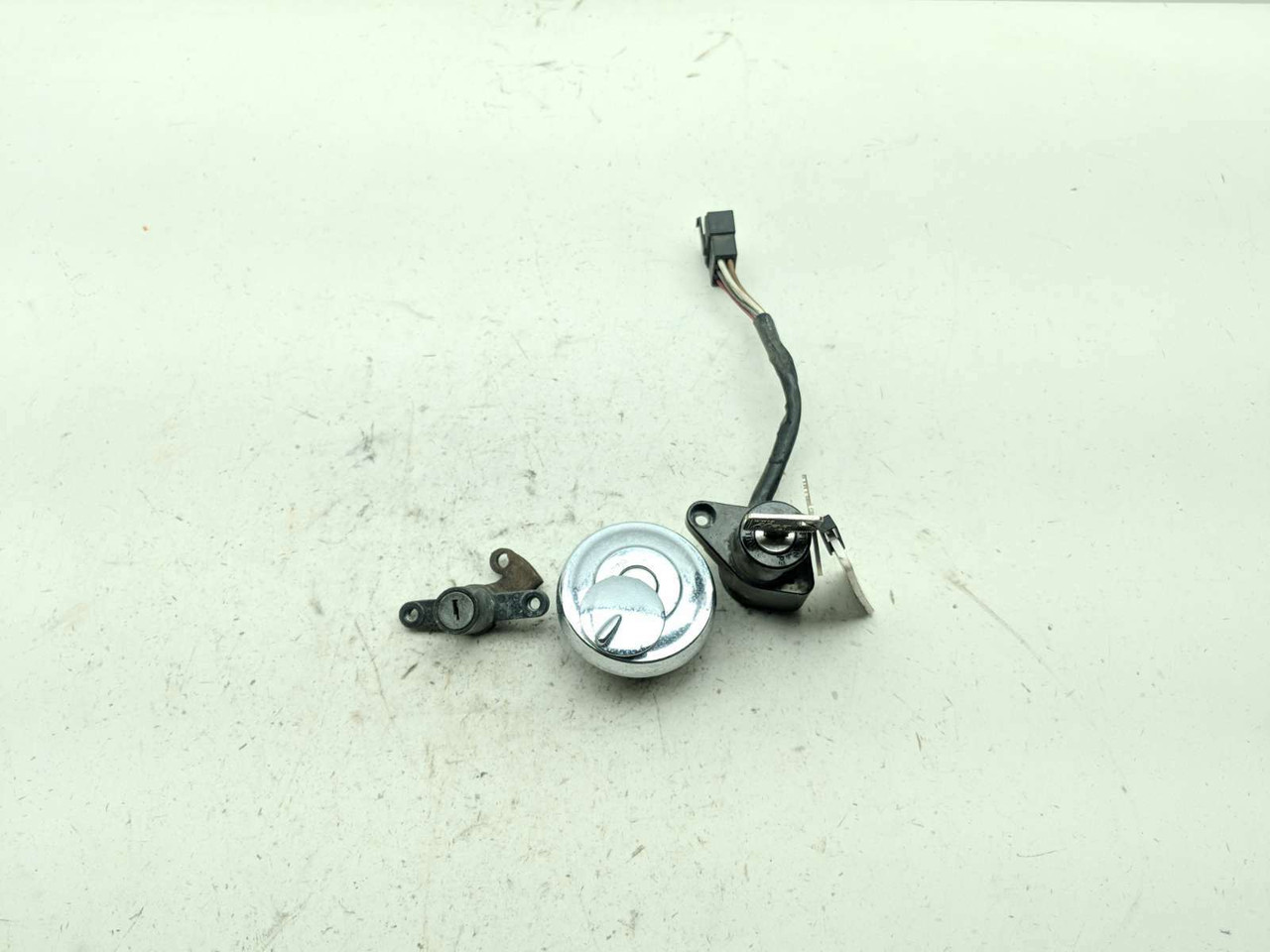 main 09 Kawasaki Vulcan 900 VN900 Classic Lock Set Ignition