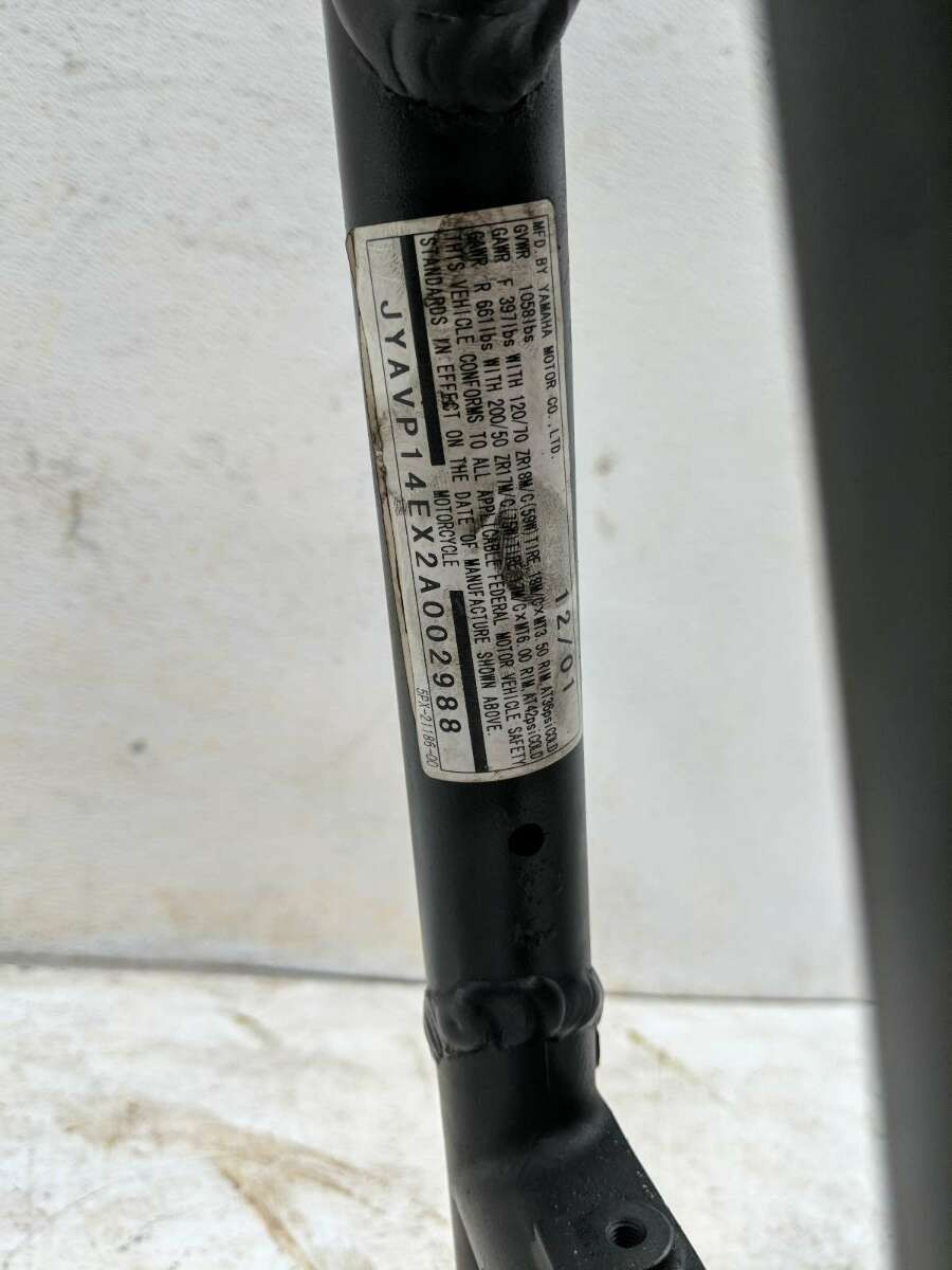 02 Yamaha Road Star Warrior XV1700 PC Main Frame STRAIGHT CLN