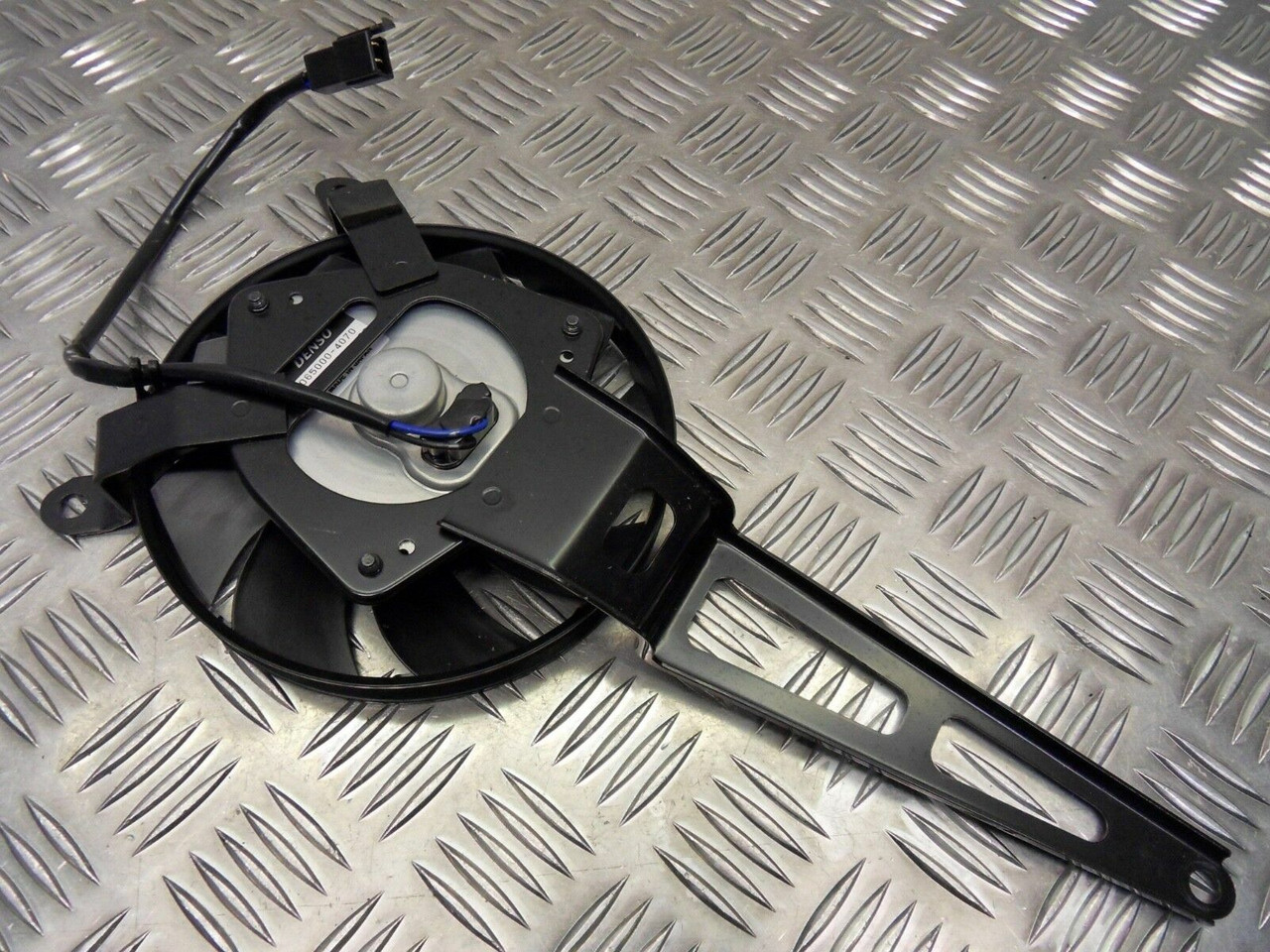 fana＊ Amazon.com: For Ford Escort / ZX2 Coupe Cooling Fan Assembly