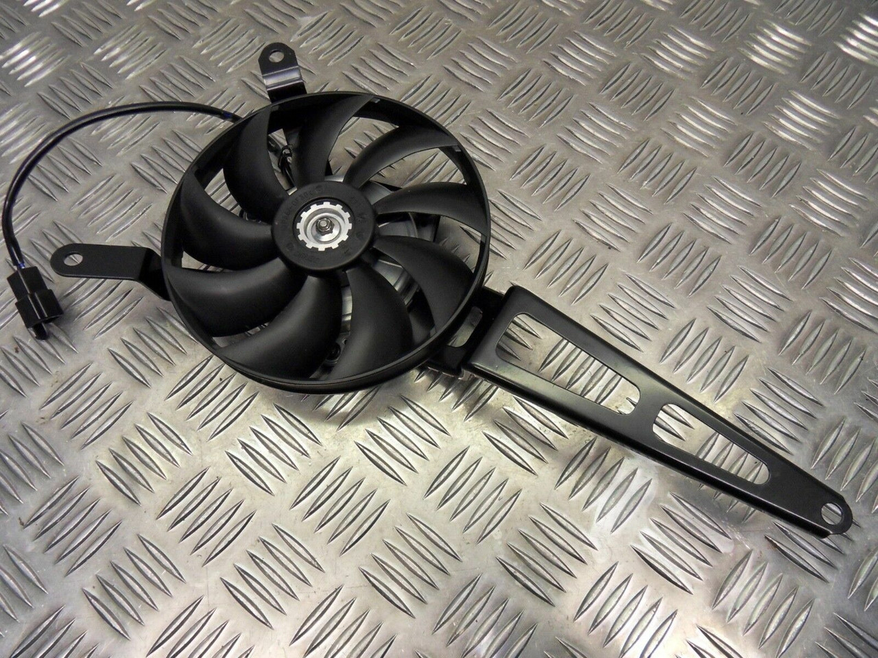Genuine Kawasaki ZX10R NINJA DENSO Radiator fan unit 2011