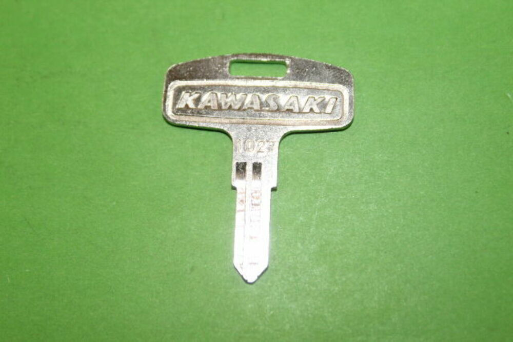 NOS Kawasaki KL250 KE175 KE125 Key Blank #1027 OEM 27008-1027