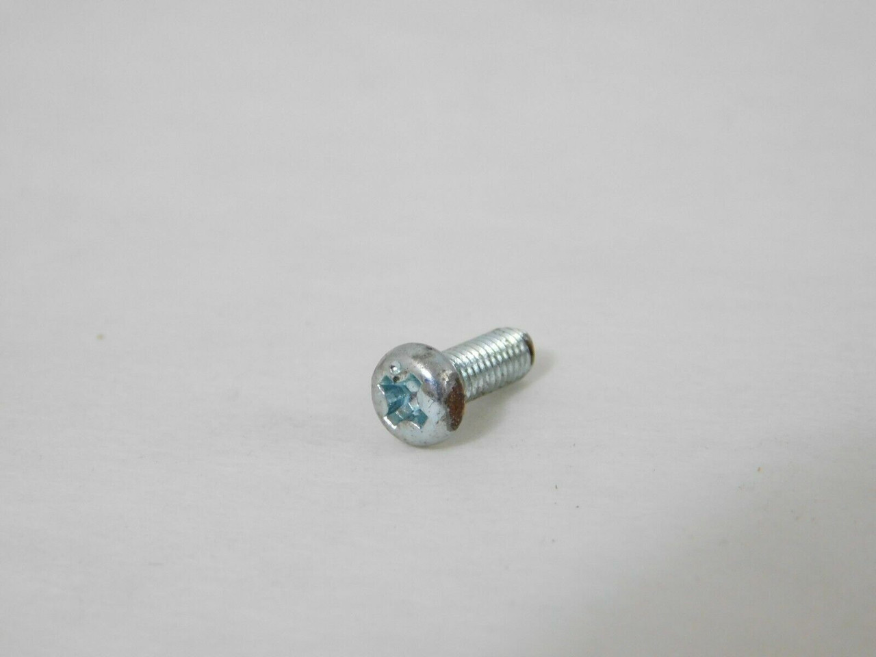 Kawasaki KDX200, KE100, KE125 NOS Pan Head Screw 220B0308