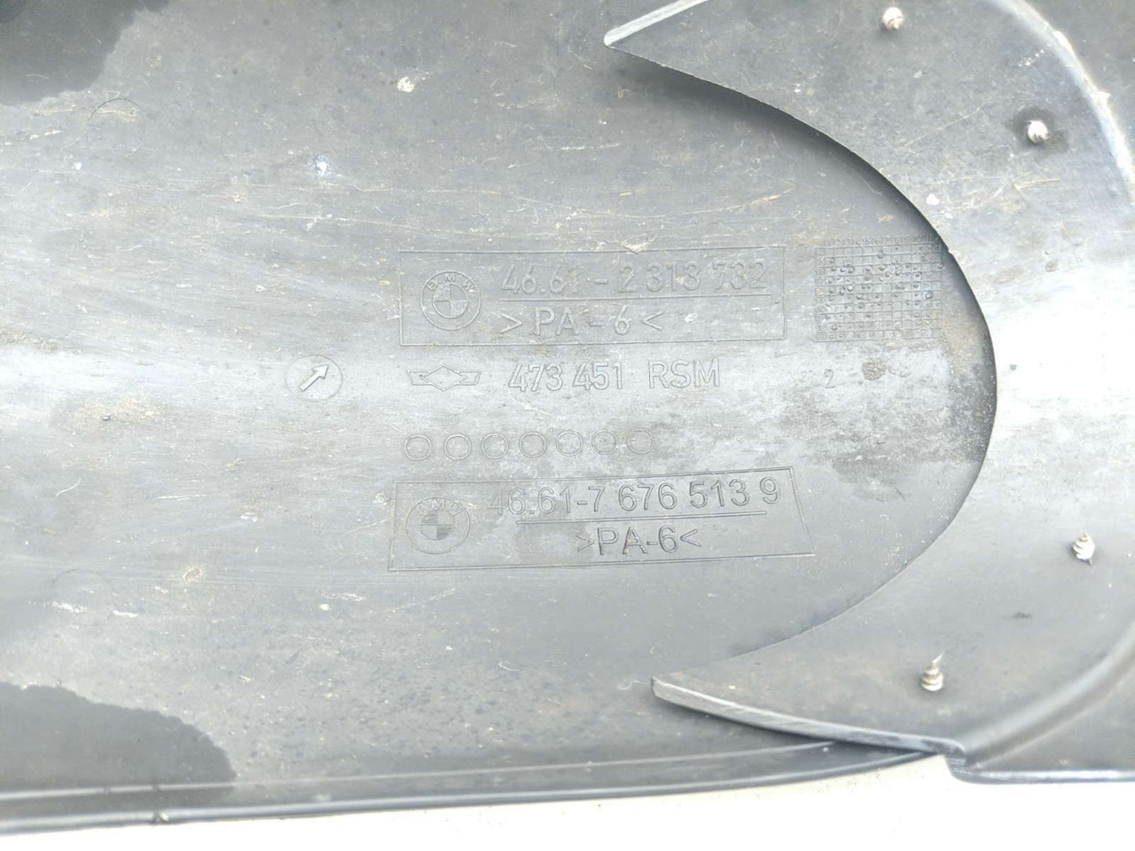 04 BMW R1150RT R1150 RT Front Wheel Lower Fender 466176765139