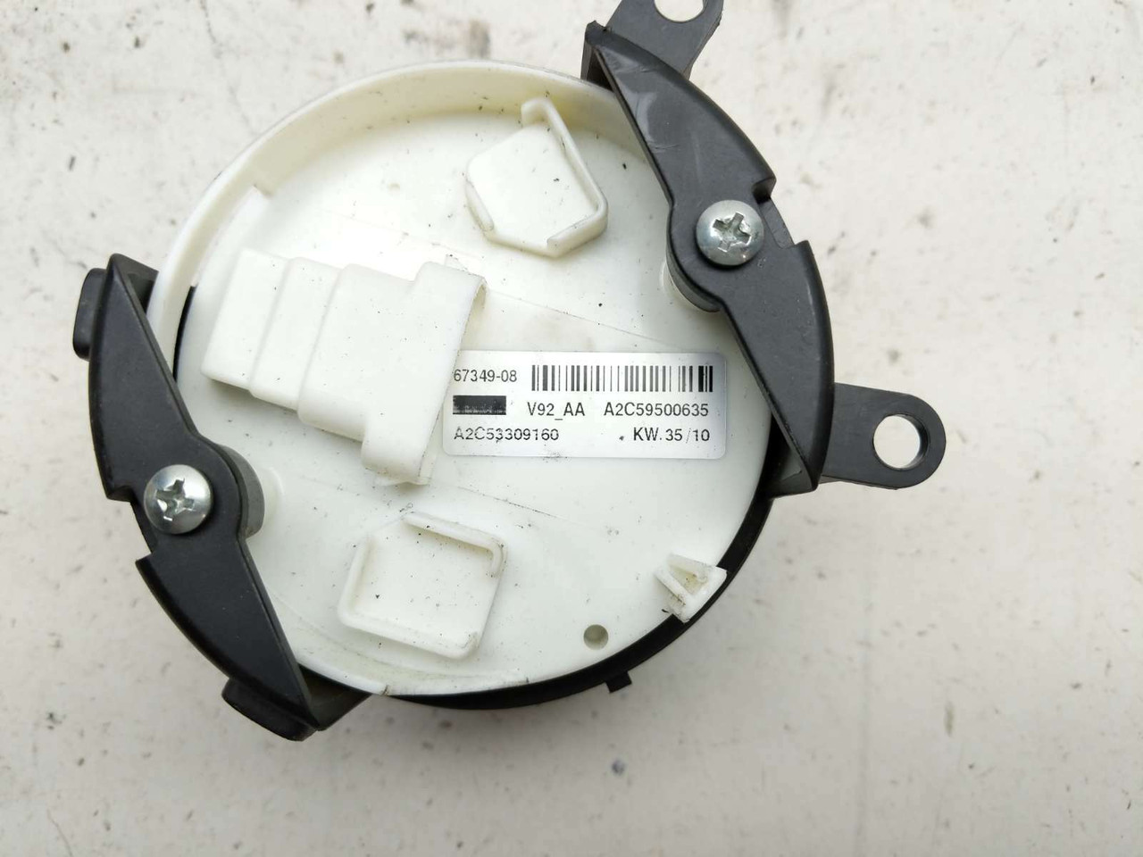 Parts Speedometer 67349-04 (ON PART 67442-04) 2006 FLHT Harley