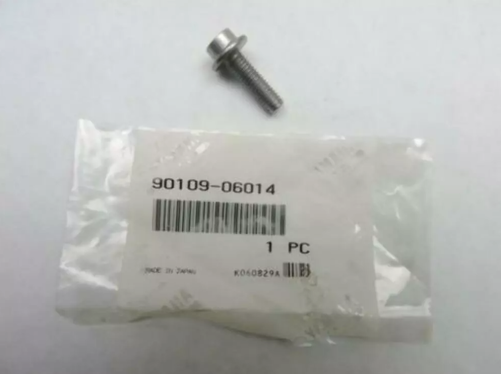 ユウ QTY 3 | Yamaha YZF-R6 is New Old Stock (NOS) Genuine Yamaha 90109