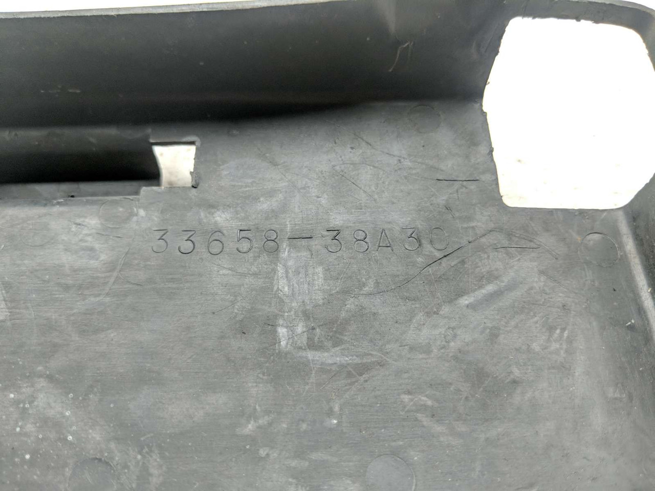 03 Suzuki VS 800 Intruder Battery Lid 33658-38A30 - Sun Coast