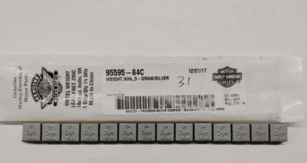 an！！！！ Harley-Davidson Genuine .18 oz Silver Clip-On Wheel Weight QTY-13