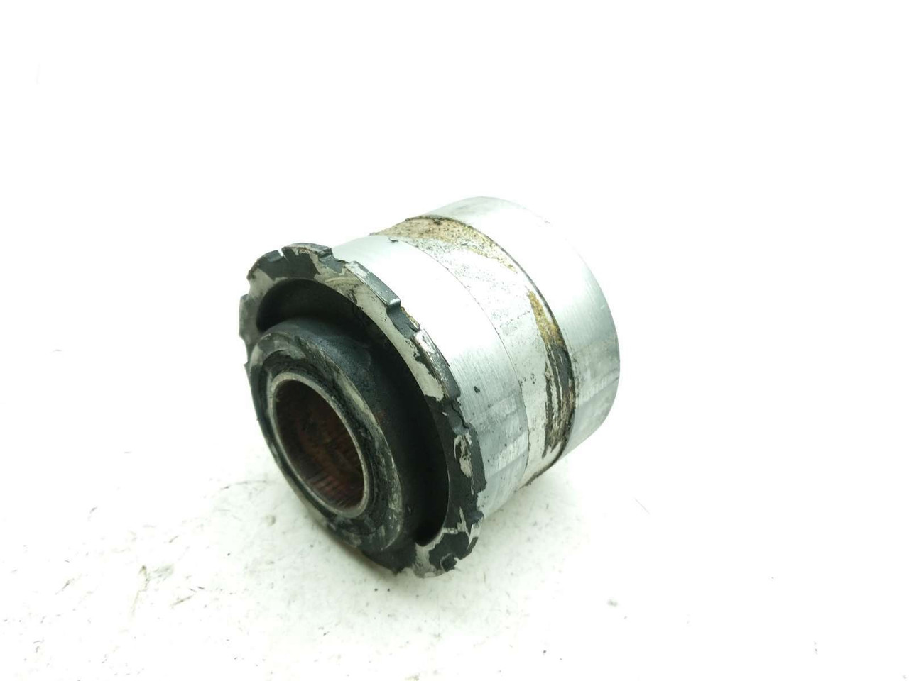 15 Ducati Monster 1200 S Rear Wheel Axle Hub Bearing Carrier
