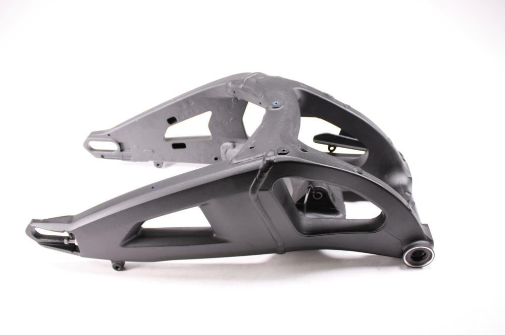 jun　48cm SWISSGEAR Zurich Large Checked Spinner in Black