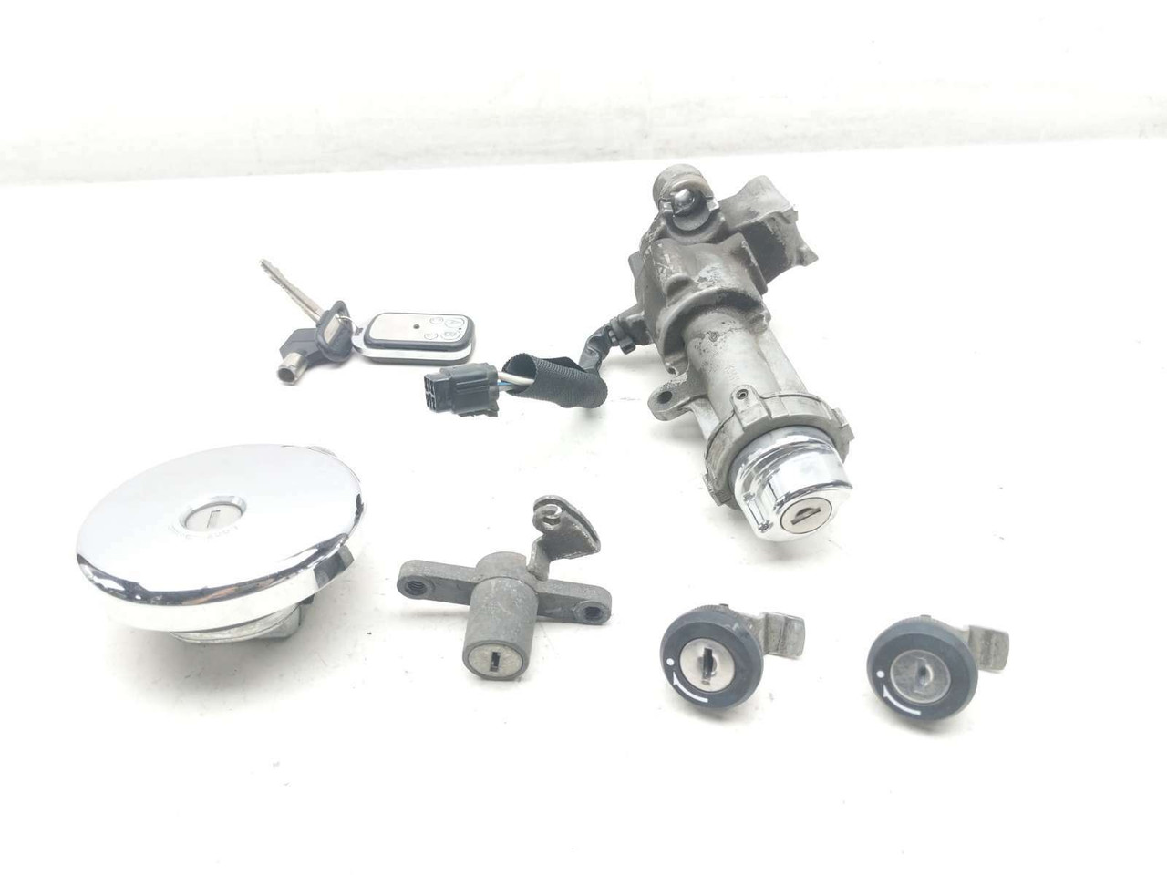11 Kawasaki Vulcan 1700 Vaquero Lock Set Ignition Switch Cap Locks