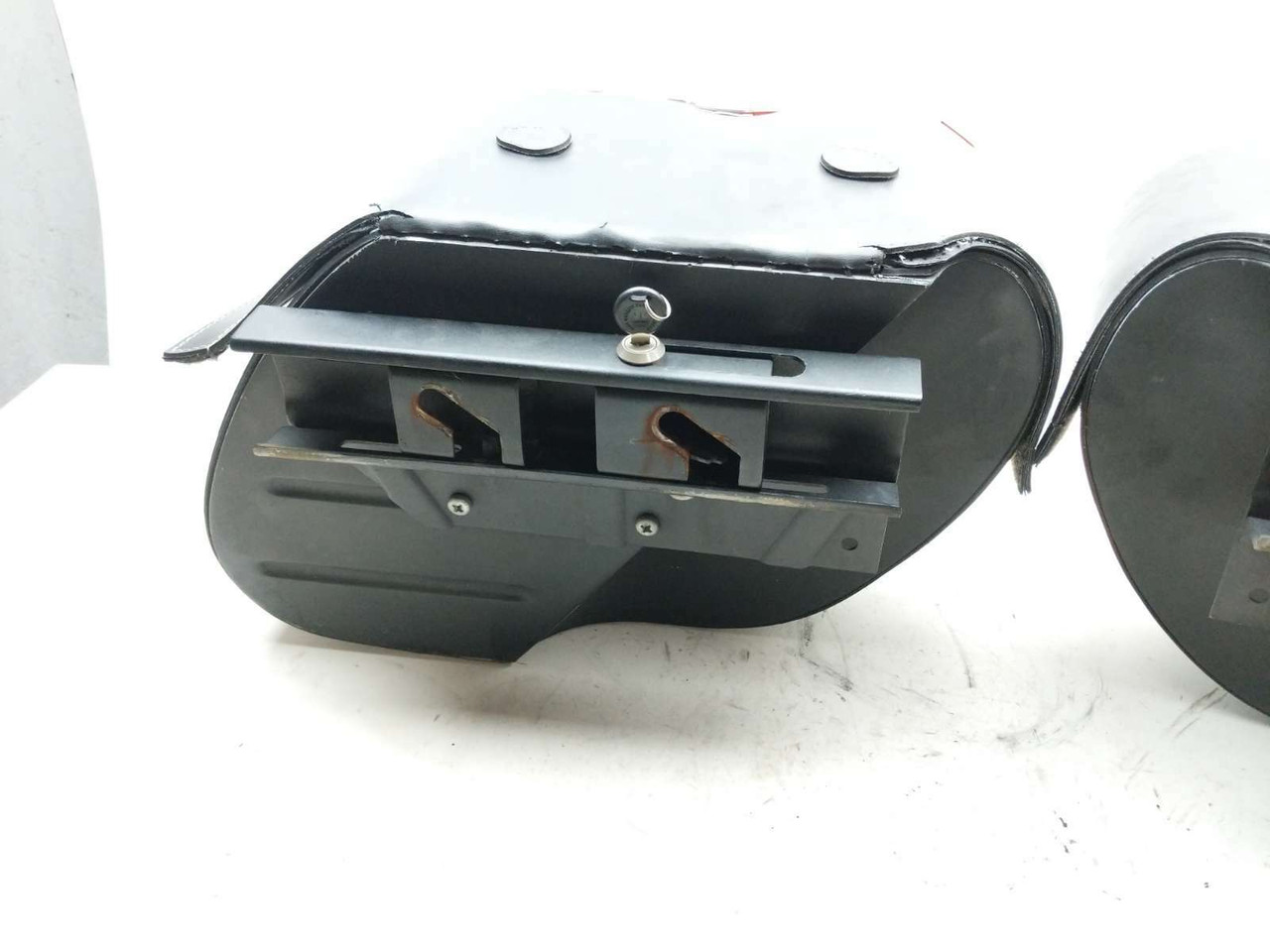 08 Kawasaki VN1600 Classic Vulcan 1600 VIKING Rear Saddle Bag