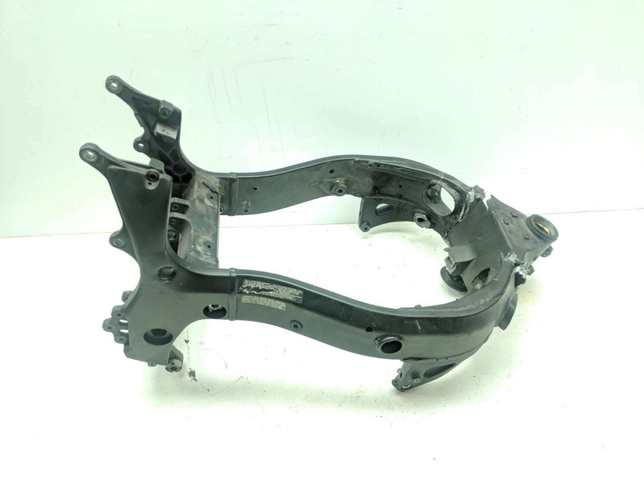 08 18 Suzuki Hayabusa GSX1300R Main Frame Chassis CRACKED SLVG