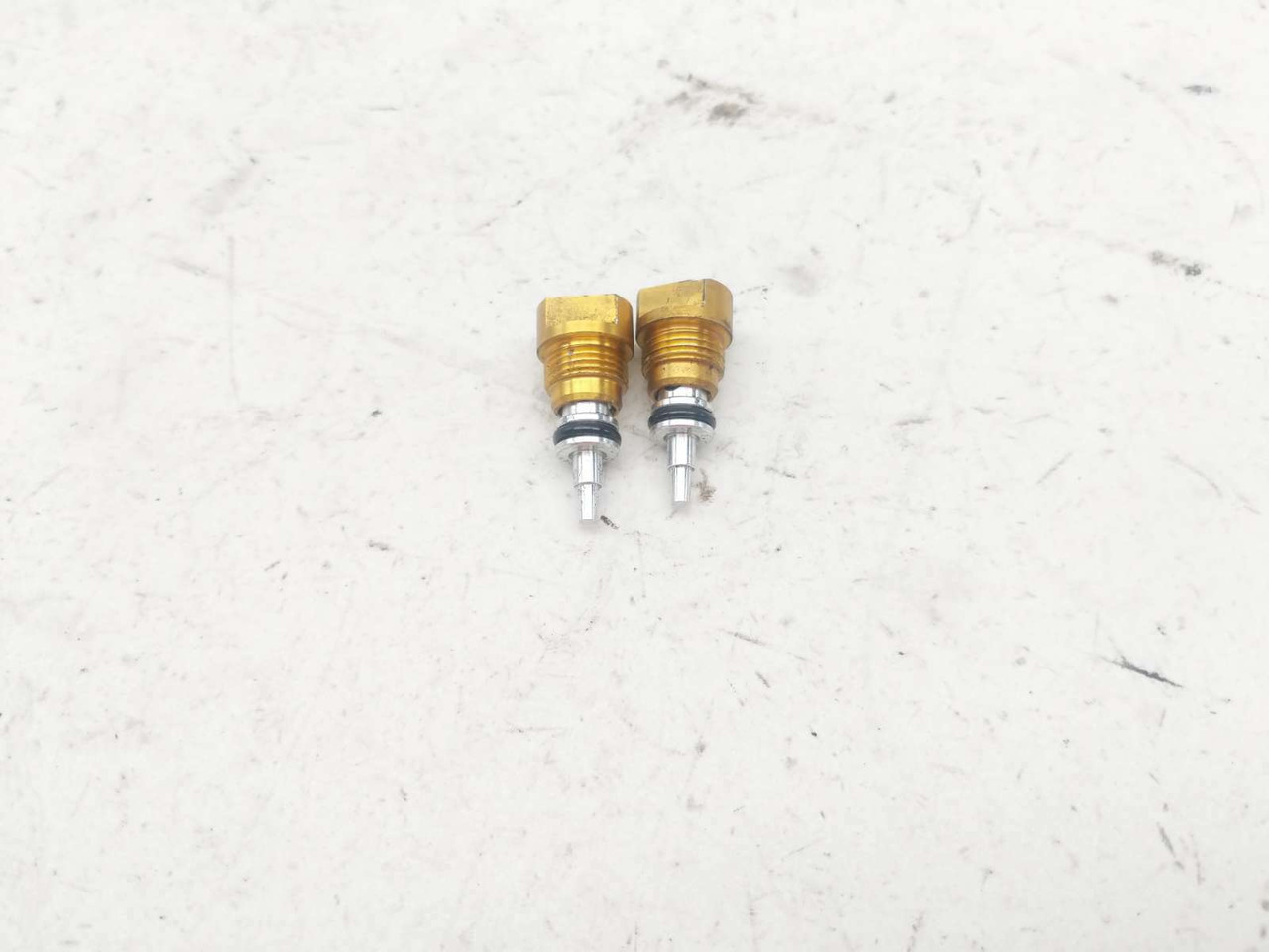 06 07 Kawasaki Ninja ZX10 ZX10R Upper Fork Adjustment Caps Pair