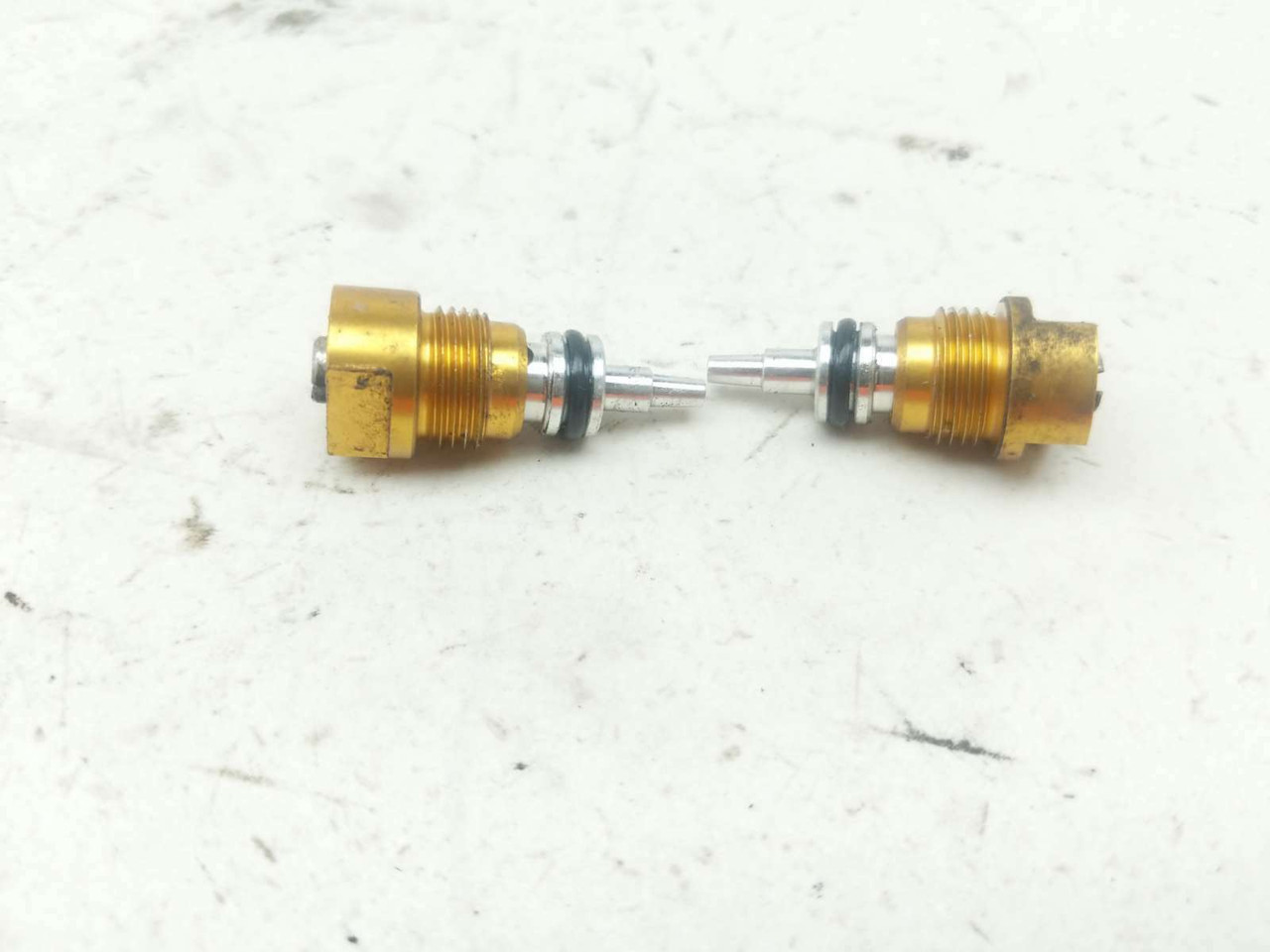 06 07 Kawasaki Ninja ZX10 ZX10R Upper Fork Adjustment Caps Pair